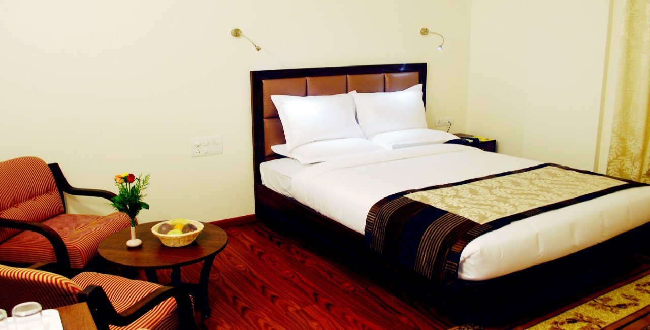 Deluxe Double Room at SK Suites